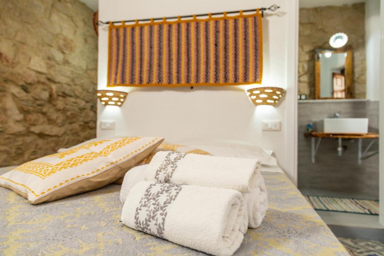 Hotel Bed And Terrace Caterina à Baunei Extérieur photo