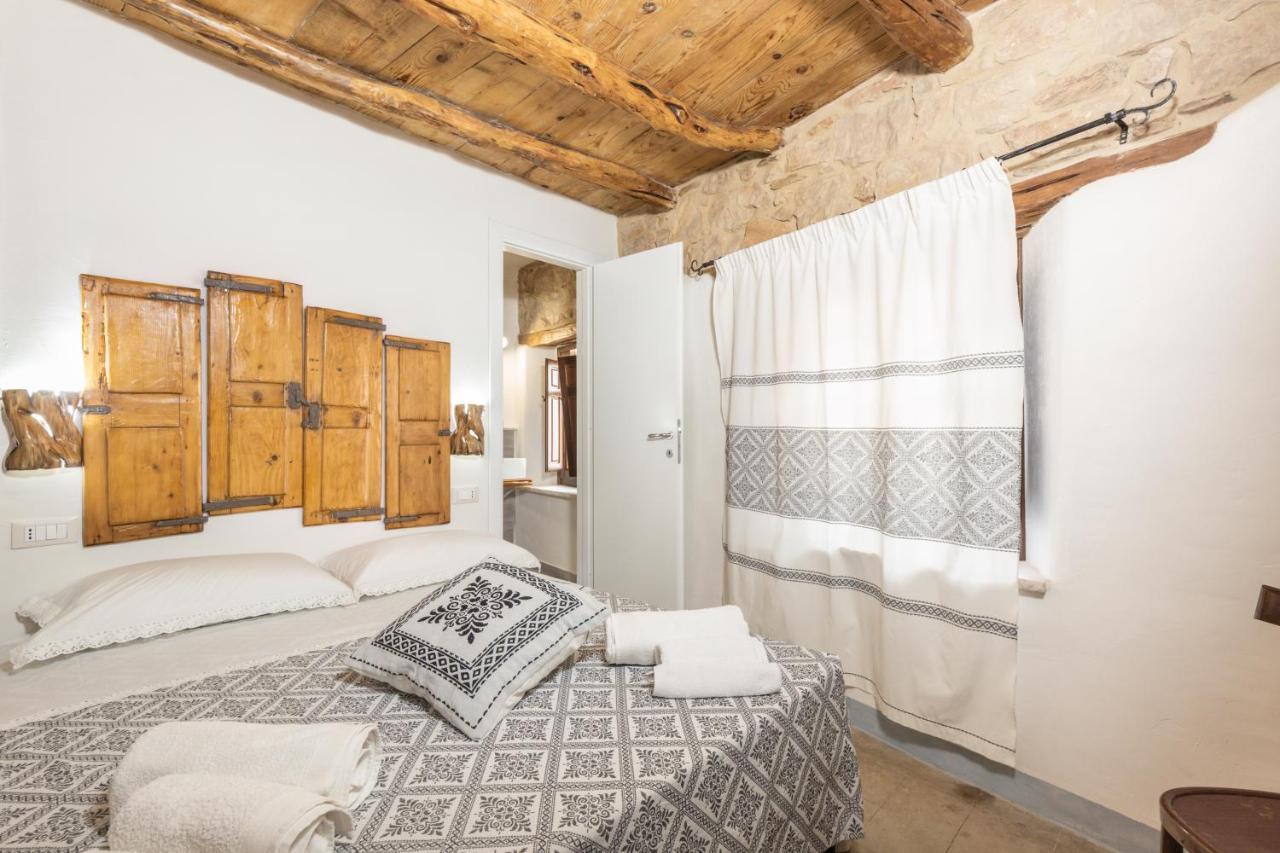 Hotel Bed And Terrace Caterina à Baunei Extérieur photo