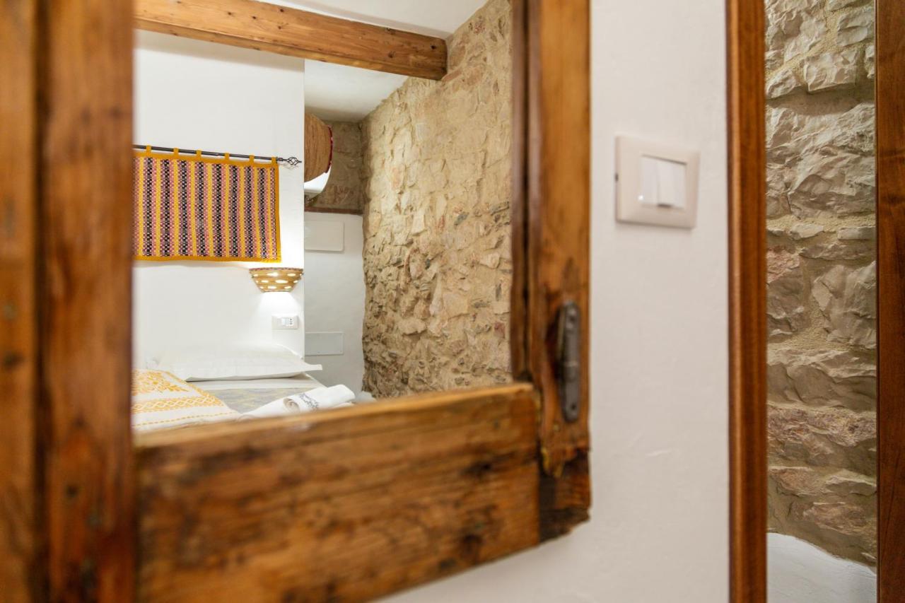 Hotel Bed And Terrace Caterina à Baunei Extérieur photo